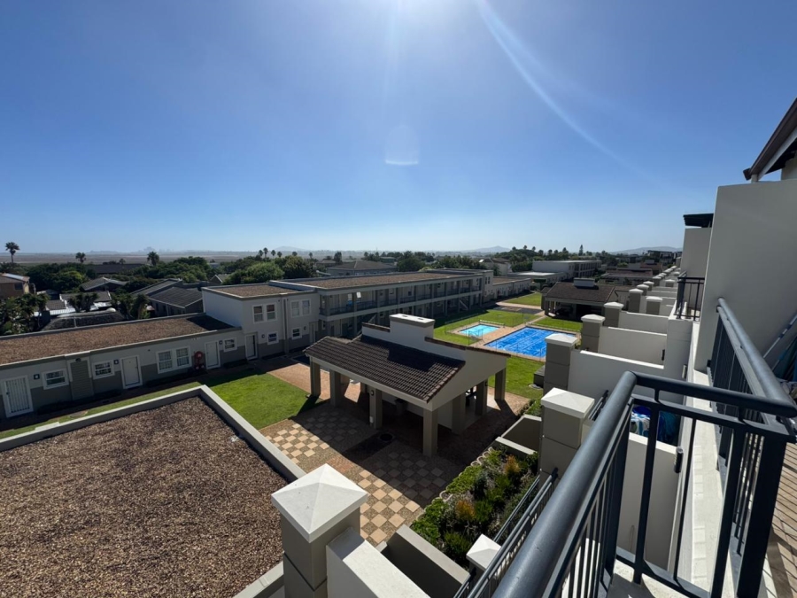 To Let 2 Bedroom Property for Rent in Royal Ascot Western Cape